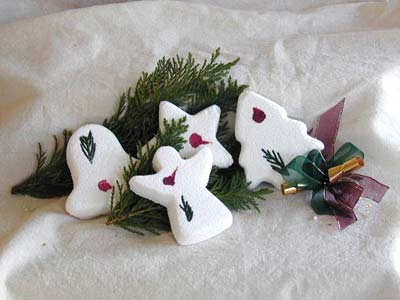 Christmas Fizz Bath Bombe - Tree-shaped