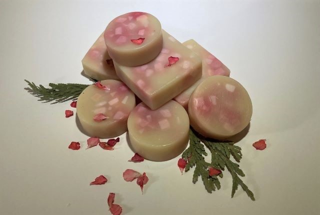 Geranium Therapy Soap - 2.5oz Round Bar